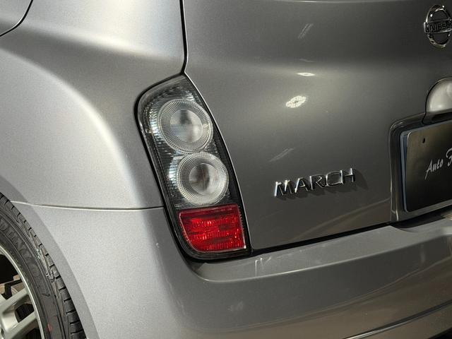 マーチ １２ＳＲ　後期型５速オ－テックチュ－ン専用マフラ－・足回り・エアロ・アルミ・内装・テ－ルクロスバ－・ナビ・キ－レス・ＥＴＣ車重９６０キロＣＲ１２ＤＥエンジン当社下取車（22枚目）