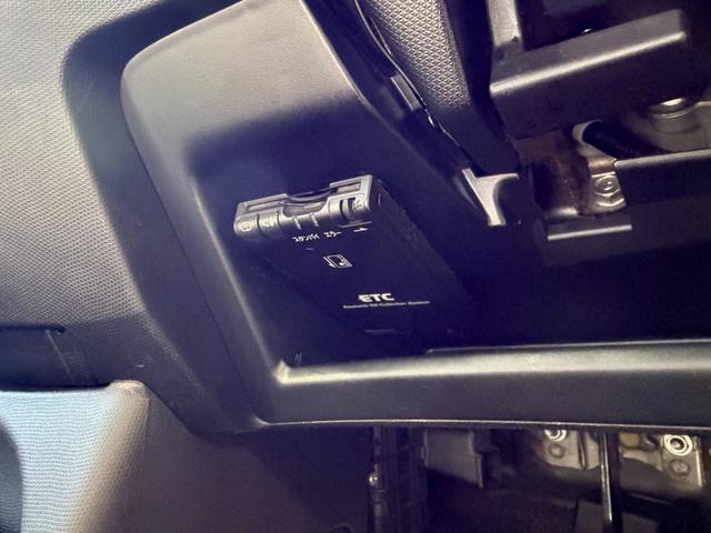 マーチ １２ＳＲ　後期型５速オ－テックチュ－ン専用マフラ－・足回り・エアロ・アルミ・内装・テ－ルクロスバ－・ナビ・キ－レス・ＥＴＣ車重９６０キロＣＲ１２ＤＥエンジン当社下取車（41枚目）