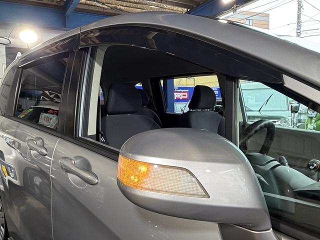 フリード Ｇ　エアロ　Ｌパッケージ　ワンオ－ナ－車７人乗パワ－スライドドア・社外Ｂｌｕｅｔｏｏｔｈ付ナビ地デジ・ＨＤＭＩ・バックカメラ・ＤＶＤ再生・ＨＩＤライト＆フォグライト・純正エアロ・キ－レスキ－・記録簿（5枚目）