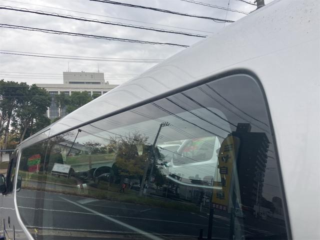 NV350キャラバンバン ロングDX 純正フルセグTVナビ・バックカメラ・ETC・キーレス・ワンオーナー・記録簿・バン(16枚目)