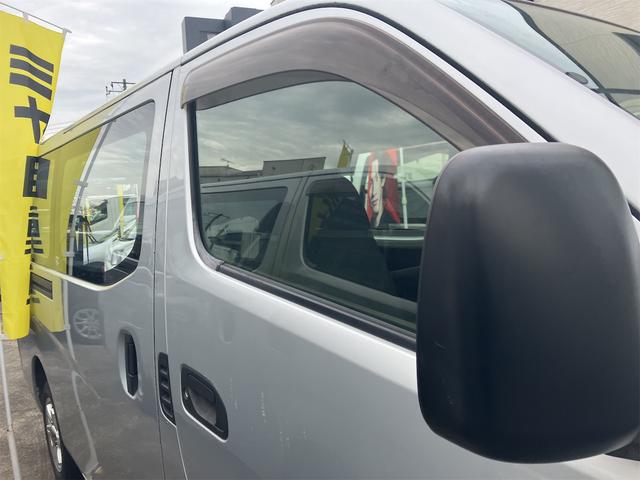 NV350キャラバンバン ロングDX ワンオーナー・記録簿・純正フルセグTVナビ・ETC・Bluetooth接続・DVD再生・バックカメラ・キーレス・ベンチシート(5枚目)