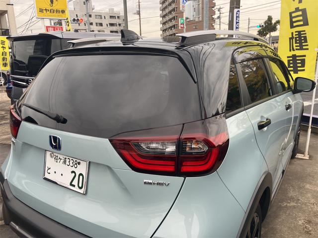 フィット e:HEVクロスター フルセグTVナビ・スマートキー・Bluetooth接続・DVD再生・バックカメラ・ステアリングスイッチ・ETC USB端子・純正ドライブレコーダー(9枚目)