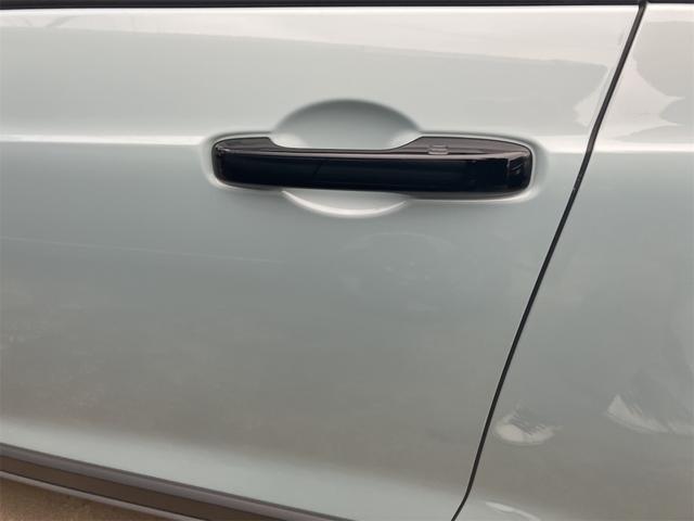 フィット e:HEVクロスター フルセグTVナビ・スマートキー・Bluetooth接続・DVD再生・バックカメラ・ステアリングスイッチ・ETC USB端子・純正ドライブレコーダー(17枚目)