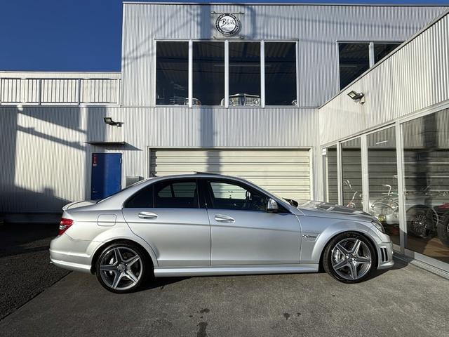Cクラス C63 AMG(3枚目)