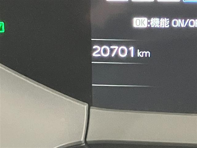 プリウス Ｚ　リアカメラ　パノラマサンルーフ　プリクラッシュ　ＰＷシート　１オーナ　メモリナビ　ＡＣ１００Ｖ電源　ＬＥＤランプ　ナビ・ＴＶ　オートクルーズ　アルミホイール　ドライブレコーダ　ＡＣ　運転席エアバッグ（16枚目）