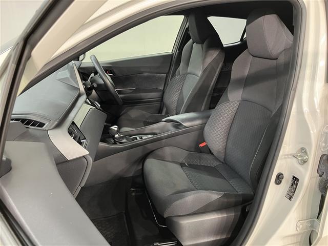 Ｃ－ＨＲ Ｓ－Ｔ　サイドエアバック　イモビライザー　バックモニター　ナビ　ＬＥＤヘッドライト　オートクルーズコントロール　ＥＴＣ車載器　エアバッグ　ドライブレコーダー　アルミホイール　横滑り防止装置　ＡＢＳ　キーレス（15枚目）