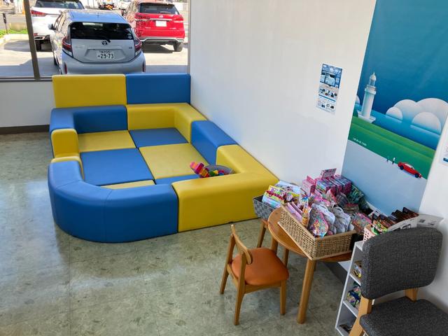 ご契約に際し、お客様による現車確認をお願いしておりますので、　何卒ご来店いただきますようお願いいたします。