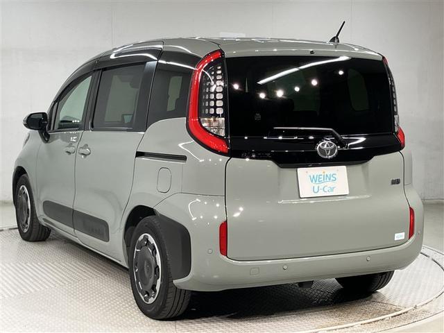 シエンタ ハイブリッドZ TSS ワンオーナ エアバック キーレスエントリー ナビTV イモビライザー 整備記録簿 バックモニター LEDヘッドライト ETC車載器 横滑り防止 スマートキー オートエアコン サイドエアバッグ(9枚目)