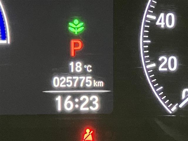 オデッセイハイブリッド e:HEVアブソルート・EX メモリナビ LEDライト AC100V電源 アルミホイール 両側PSD ミュージックプレイヤー接続可 パワ-シ-ト フルセグ クルーズコントロール DVD再生機能 3列シート ナビ&TV キーレス(16枚目)