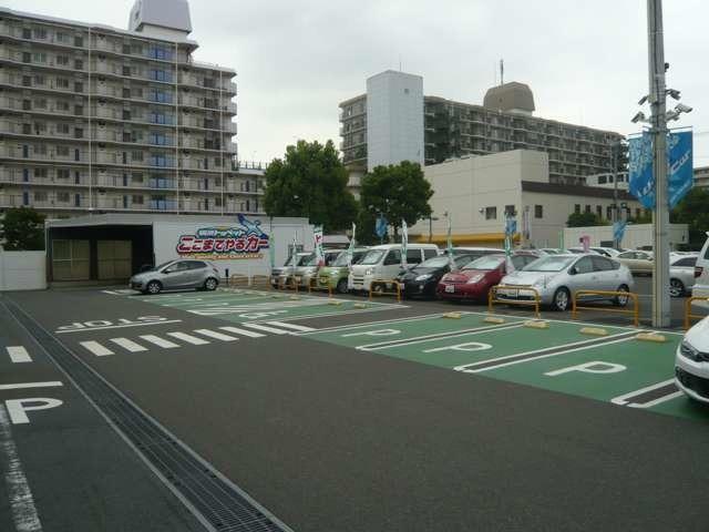 プリウス Ａ　ＡＣ１００Ｖ　衝突軽減ブレーキシステム　Ｂモニタ　記録簿有　ＬＥＤヘッド　クルーズコントロール　セキュリティー　スマートキー　パワーステアリング　Ｐシート　ＥＴＣ　１オーナー　アルミホイル　ＳＲＳ（32枚目）