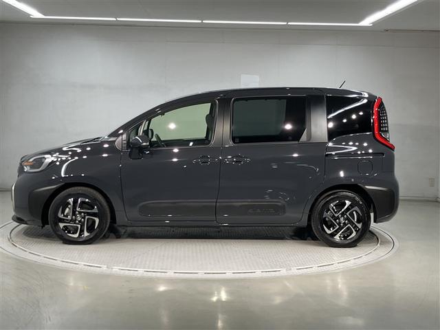 シエンタ Ｚ　１オナ　Ｗ電動ドア　イモビ　クルーズＣ　ＬＥＤヘッドランプ　アルミ　ＥＴＣ　Ｓキー　横滑り防止機能　パワーウィンドウ　エアバック　ＡＢＳ　ドラレコ　カーテンエアバック　ウォークスルー　オートエアコン（2枚目）