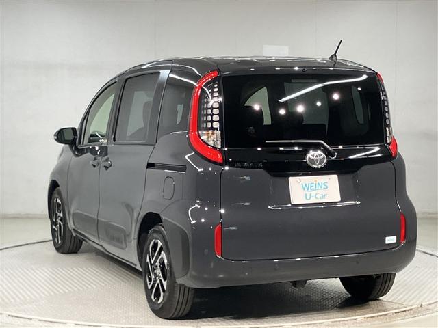 シエンタ Ｚ　１オナ　Ｗ電動ドア　イモビ　クルーズＣ　ＬＥＤヘッドランプ　アルミ　ＥＴＣ　Ｓキー　横滑り防止機能　パワーウィンドウ　エアバック　ＡＢＳ　ドラレコ　カーテンエアバック　ウォークスルー　オートエアコン（4枚目）