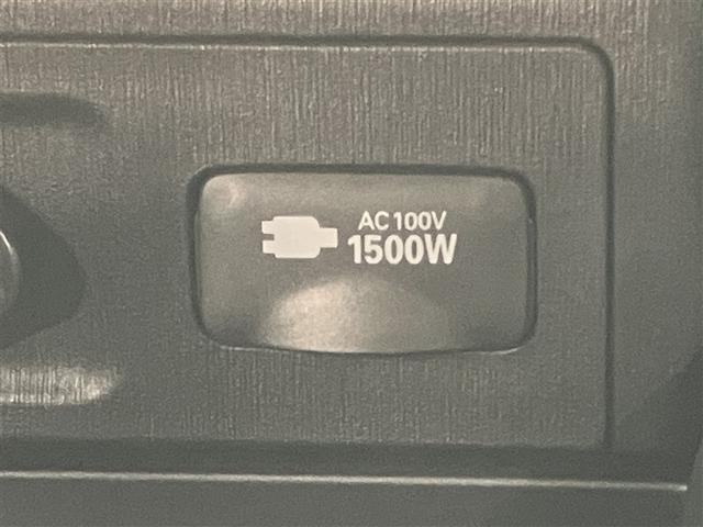 プリウスアルファ Ｇ　１００Ｖ電源　ＴＳＳ　Ｂモニタ　電動シート　盗難防止装置　ＡＵＸ　エアバッグ　ドラレコ　ＡＢＳ　地デジＴＶ　オートクルーズコントロール　ＥＴＣ付　Ｗエアバック　ＴＶナビ　ＤＶＤ再生機能　キーフリーキー（11枚目）
