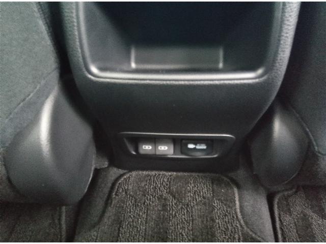 カローラツーリング ハイブリッド G エアバッグ ABS ワンオーナー 盗難防止装置 衝突被害軽減ブレーキ オートクルーズコントロール ETC 地デジ フルオートエアコン バックカメラ LED メモリーナビ ミュージックプレイヤー接続可(13枚目)