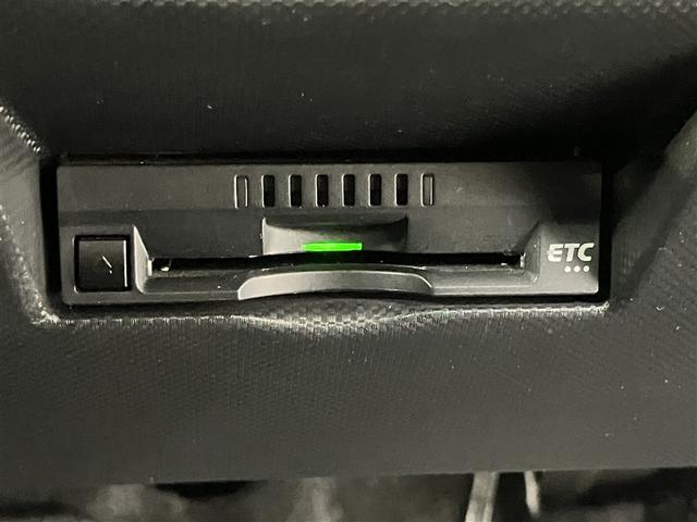 ライズ Ｚ　誤発進抑制機能　エアコン　スマートキー＆プッシュスタート　地デジＴＶ　ＶＳＡ　盗難防止装置　ミュージックプレイヤー接続可　アイドリングストップ機能　クルコン　バックモニター　ナビ＆ＴＶ　アルミホイール（8枚目）