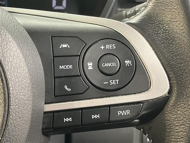 ライズ Ｚ　誤発進抑制機能　エアコン　スマートキー＆プッシュスタート　地デジＴＶ　ＶＳＡ　盗難防止装置　ミュージックプレイヤー接続可　アイドリングストップ機能　クルコン　バックモニター　ナビ＆ＴＶ　アルミホイール（10枚目）