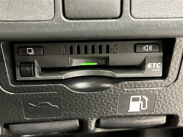 ルーミー Ｇ　追突軽減ブレーキ　パワステ　Ａストップ　ＬＥＤライト　Ｒカメラ　記録簿付　横滑り防止システム　ドライブレコーダー　ウォークスルー　エアバック　セキュリティーアラーム　パワーウィンドウ　ナビ＆ＴＶ（8枚目）