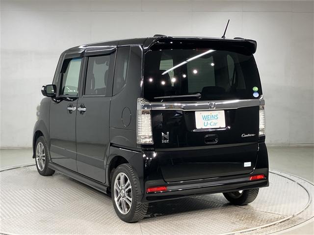 N-BOXカスタム G・Aパッケージ 左オートスライド AC レーダーサポート 地デジフルセグ 横滑り防止機能 ETC付 サイドエアバック PW スマートキープッシュスタート AW ミュージックプレイヤー接続可 エアバック メモリーナビ(4枚目)