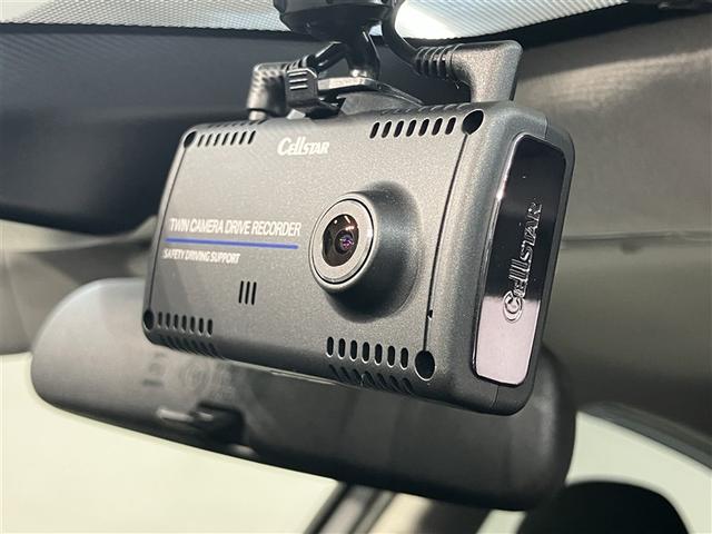 アクア Ｓスタイルブラック　運転席助手席エアバック　セキュリティアラーム　ワンオーナ　スマートエントリー　定期点検記録簿　横滑防止　Ｄレコ　ＬＥＤ　ＰＷ　ＡＢＳ　エアコン　運転席エアバック　ＥＴＣ車載器　パワーステアリング（8枚目）