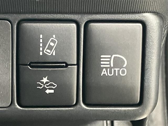 アクア Ｓスタイルブラック　運転席助手席エアバック　セキュリティアラーム　ワンオーナ　スマートエントリー　定期点検記録簿　横滑防止　Ｄレコ　ＬＥＤ　ＰＷ　ＡＢＳ　エアコン　運転席エアバック　ＥＴＣ車載器　パワーステアリング（10枚目）