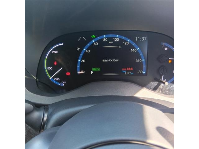 ヤリスクロス ハイブリッドＺ　スマ－トキ－　バックモニタ　運転席助手席エアバッグ　点検記録簿　ＬＥＤヘットライト　クルコン　ワンオーナ　アルミ　ＥＳＣ　フルオートエアコン　パワーウィンドウ　Ｐシート　イモビ　キーレススタート（12枚目）