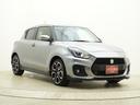 小さな車でも、しっかり未来が・・・?とっても広々してますよ!ぜひ、一度運転席に座ってみてください!世界が変わる・・・かも?