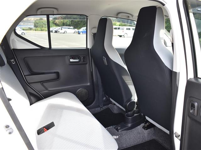 アルト X BTオーディオ 運転席側シートヒーター 運転席エアバッグ Aストップ AAC キーレスエントリー 横滑り防止機能 メモリナビ ETC車載器 DVD再生 ABS スマートキー パワーウィンドウ パワステ(17枚目)