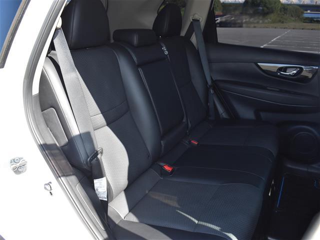 エクストレイル 20Xi ハイブリッド SD 全周囲 車線逸脱警報 衝突被害軽減 オートライト インテリジェントキー LED ルーフレール 盗難防止システム ETC ナビTV アイドリングストップ オートエアコン ABS ドライブレコーダー(22枚目)