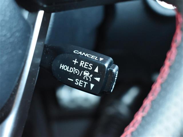 ハイラックス Z GRスポーツ 360度カメラ オートマチックハイビーム キーレス 前後ソナー 追従走行 ナビTV メモリーナビ フルオートエアコン 横滑防止装置 ミュージックプレイヤー接続可 レーンキープ スマキー LEDライト(14枚目)