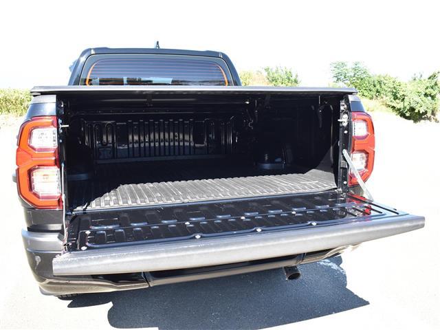 ハイラックス Z GRスポーツ 360度カメラ オートマチックハイビーム キーレス 前後ソナー 追従走行 ナビTV メモリーナビ フルオートエアコン 横滑防止装置 ミュージックプレイヤー接続可 レーンキープ スマキー LEDライト(20枚目)