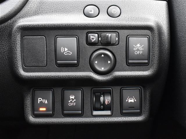 ノート e-パワー X クリソナ SDナビゲーション 横滑防止装置 運転席助手席エアバック 地デジ AUTOエアコン DVD再生 ナビTV 運転席エアバッグ キーレスエントリー ETC車載器 アイドリングストップ パワステ(15枚目)