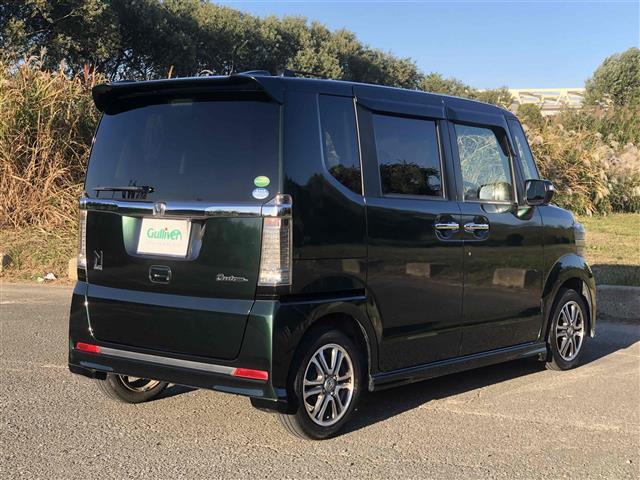 Ｎ－ＢＯＸカスタム Ｇ・Ｌパッケージ　ＢＬＵＥＴＯＯＴＨ　アイドリングストップ車　１オーナー　ナビ・ＴＶ　スマキ－　地デジＴＶ　パワーウィンドウ　オートエアコン　パワステ　ＤＶＤ再生可　キーレスエントリー　両席エアバック　ＡＢＳ　ＥＴＣ（3枚目）