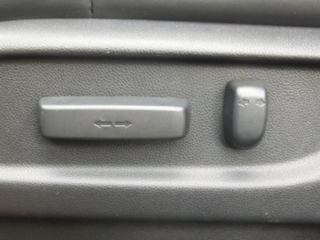 オデッセイハイブリッド ハイブリッドアブソルート・ＥＸホンダセンシング　本革シート／純正９型ナビ／１１型フリップダウンモニタ／マルチビューカメラ／ＣＤ／ＤＶＤ／フルセグ／ＥＴＣ２．０／Ｂｌｕｅｔｏｏｔｈオーディオ／両自動ドア／パワーシートシートヒータ／ホンダセンシング（23枚目）