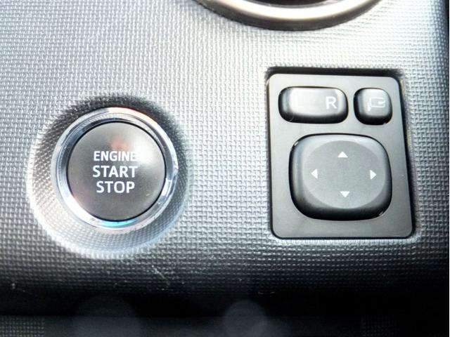 スペイド Ｆ　クイーン　アイドリングストップ／プッシュスタート／スマートキー／純正ナビＴＶ／バックカメラ／オートＨＩＤライト／シートカバー／左電動スライドドア／横滑り防止／盗難防止／純正サイドバイザー／ウォークスルー／禁煙（8枚目）