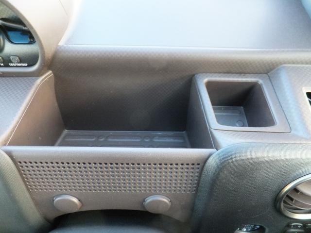 スペイド Ｆ　クイーン　アイドリングストップ／プッシュスタート／スマートキー／純正ナビＴＶ／バックカメラ／オートＨＩＤライト／シートカバー／左電動スライドドア／横滑り防止／盗難防止／純正サイドバイザー／ウォークスルー／禁煙（17枚目）