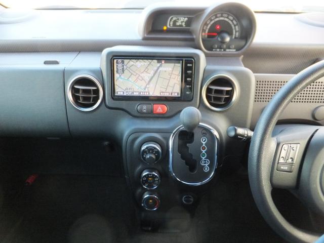 スペイド Ｆ　クイーン　アイドリングストップ／プッシュスタート／スマートキー／純正ナビＴＶ／バックカメラ／オートＨＩＤライト／シートカバー／左電動スライドドア／横滑り防止／盗難防止／純正サイドバイザー／ウォークスルー／禁煙（20枚目）