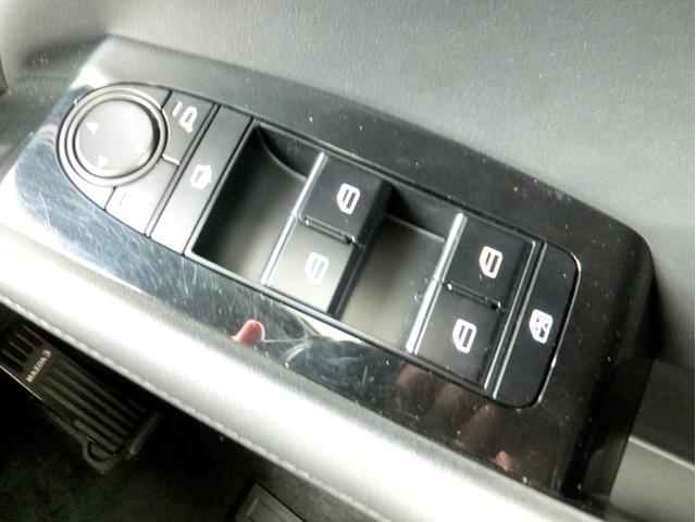 ＭＡＺＤＡ３ファストバック ＸＤバーガンディ　セレクション　オートエグゼ／ｉ－ＡＣＴＩＶＳＥＮＳＥ／コネクトナビ＆フルセグ／ＢＯＳＥサウンド／３６０°セーフティ／赤本革シート／レーダークルーズ／ＬＥＤ／クリソナ／ＥＴＣ／前後ドラレコ／電子パーキング／１オーナー（27枚目）