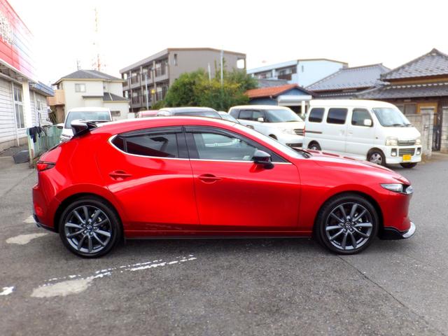 ＭＡＺＤＡ３ファストバック ＸＤバーガンディ　セレクション　オートエグゼ／ｉ－ＡＣＴＩＶＳＥＮＳＥ／コネクトナビ＆フルセグ／ＢＯＳＥサウンド／３６０°セーフティ／赤本革シート／レーダークルーズ／ＬＥＤ／クリソナ／ＥＴＣ／前後ドラレコ／電子パーキング／１オーナー（63枚目）