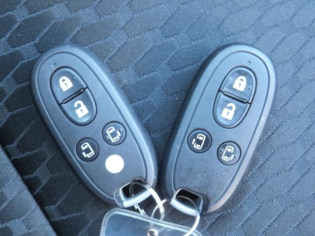 デリカＤ：２ カスタムハイブリッドＳＶ　ナビパッケージ　純正メモリーナビ＆ＴＶ／全方位カメラ／両側パワードア／ｂｕｌｅｔｏｏｔｈオーディオ＆ＴＥＬ／クルコン／ＬＥＤライト／レーンアシスト／軽減ブレーキ／スマキー＆プッシュスタート／ＣＤ＆ＤＶＤ／後期用ＡＷ（11枚目）