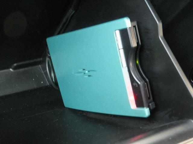 デリカＤ：２ カスタムハイブリッドＳＶ　ナビパッケージ　純正メモリーナビ＆ＴＶ／全方位カメラ／両側パワードア／ｂｕｌｅｔｏｏｔｈオーディオ＆ＴＥＬ／クルコン／ＬＥＤライト／レーンアシスト／軽減ブレーキ／スマキー＆プッシュスタート／ＣＤ＆ＤＶＤ／後期用ＡＷ（15枚目）