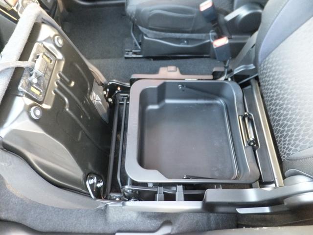 デリカＤ：２ カスタムハイブリッドＳＶ　ナビパッケージ　純正メモリーナビ＆ＴＶ／全方位カメラ／両側パワードア／ｂｕｌｅｔｏｏｔｈオーディオ＆ＴＥＬ／クルコン／ＬＥＤライト／レーンアシスト／軽減ブレーキ／スマキー＆プッシュスタート／ＣＤ＆ＤＶＤ／後期用ＡＷ（35枚目）