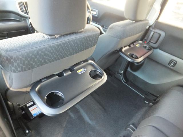 デリカＤ：２ カスタムハイブリッドＳＶ　ナビパッケージ　純正メモリーナビ＆ＴＶ／全方位カメラ／両側パワードア／ｂｕｌｅｔｏｏｔｈオーディオ＆ＴＥＬ／クルコン／ＬＥＤライト／レーンアシスト／軽減ブレーキ／スマキー＆プッシュスタート／ＣＤ＆ＤＶＤ／後期用ＡＷ（37枚目）