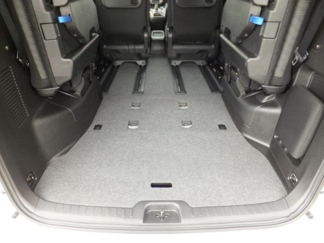 セレナ e-パワー ハイウェイスターV プロパイロット/エマブレ/アラウンドビュー/BSM/純正10型SDナビ&TV/11型フリップダウンM/両側自動ドア/LEDライト/スマートミラー/電子パーキング/クリソナ/ETC/前後ドラレコ/BTA(51枚目)