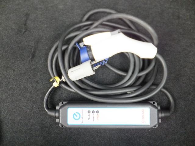 リーフ ニスモ OPレカロ/プロパイロット/エマブレ/アラウンドビュー/スマートミラー/電子パーキング/純正9型ナビ&フルセグ/LEDライト/クリソナ/シートヒーター/ETC2.0/ドラレコ/BTA/HDMI/USB(53枚目)