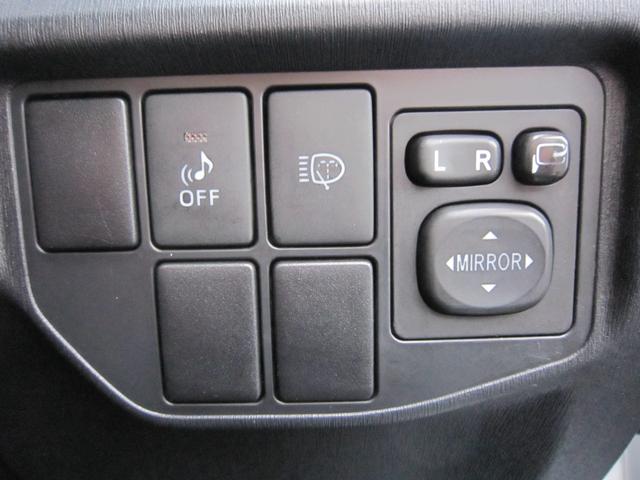 プリウス Gツーリングセレクションレザーパッケージ 30最終型/メーカHDD/CD/DVD/フルセグ/Bluetoothオーディオ/Bカメラ/ETC/革シート/シートヒータ/レーダークルーズ/スマートキー/LEDライト/フォグ/17アルミ/パワーシート(16枚目)