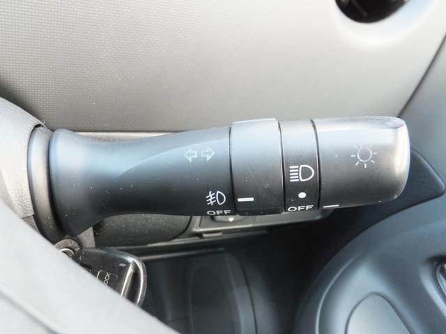 シエンタ DICE-G 純正SDナビ&フルセグ/両側パワースライド/HIDライト/キーレス/ドラレコ/ETC/バックカメラ/オートAC/CD/DVD/BTA/SD録音/フォグランプ/社外14インチAW/革巻きステアリング(6枚目)