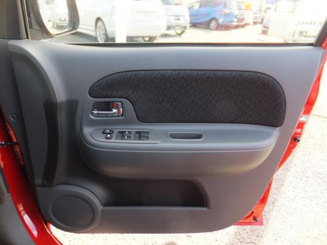 シエンタ DICE-G 純正SDナビ&フルセグ/両側パワースライド/HIDライト/キーレス/ドラレコ/ETC/バックカメラ/オートAC/CD/DVD/BTA/SD録音/フォグランプ/社外14インチAW/革巻きステアリング(16枚目)