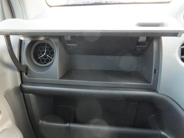 シエンタ DICE-G 純正SDナビ&フルセグ/両側パワースライド/HIDライト/キーレス/ドラレコ/ETC/バックカメラ/オートAC/CD/DVD/BTA/SD録音/フォグランプ/社外14インチAW/革巻きステアリング(28枚目)