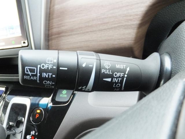 フリード+ハイブリッド ハイブリッドG・ホンダセンシング ホンダセンシング/純正9型ナビ/CD/DVD/フルセグ/Bluetooth/ETC/Bカメラ/前後ドラレコ/両自動/クルコン/LEDライト/シートヒーター/社外アルミ/ルーフラック/ワンオーナー/(9枚目)