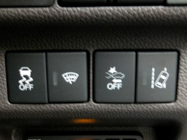 フリード+ハイブリッド ハイブリッドG・ホンダセンシング ホンダセンシング/純正9型ナビ/CD/DVD/フルセグ/Bluetooth/ETC/Bカメラ/前後ドラレコ/両自動/クルコン/LEDライト/シートヒーター/社外アルミ/ルーフラック/ワンオーナー/(16枚目)